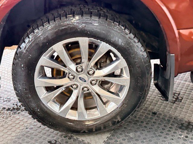 Used 2016 Ford F150 Lariat w/ Equipment Group 501A Mid AWD/4WD image 15