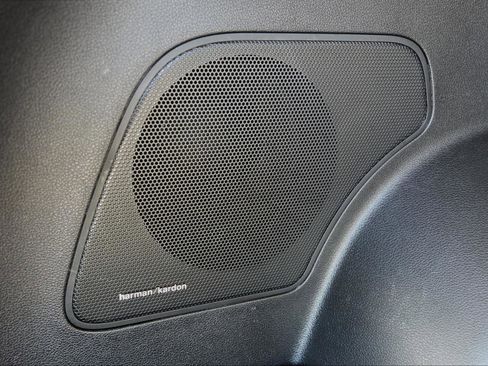 Used 2023 Hyundai Santa Fe SEL w/ Premium Package image 58