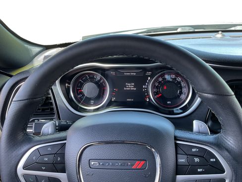 Used 2018 Dodge Challenger R/T Scat Pack w/ Dynamics Package RWD image 13