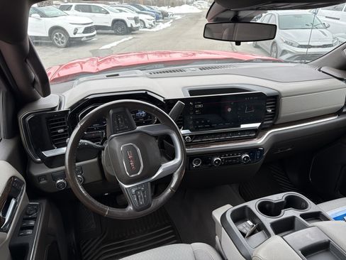 Used 2022 GMC Sierra 1500 SLE image 7