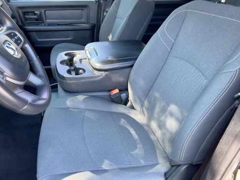 Used 2024 RAM 3500 Tradesman w/ Chrome Appearance Group image 22