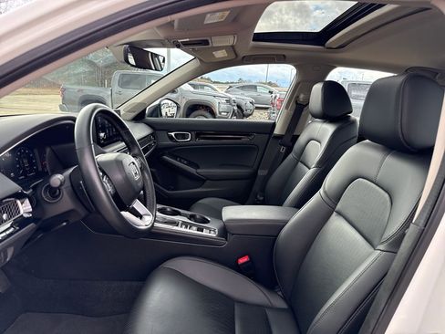 Used 2024 Honda Civic Touring image 29