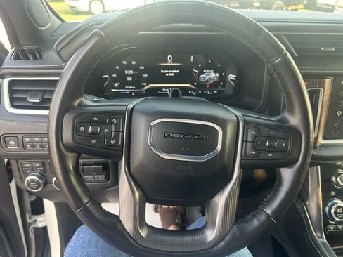 Used 2024 GMC Yukon Denali Ultimate AWD/4WD image 34