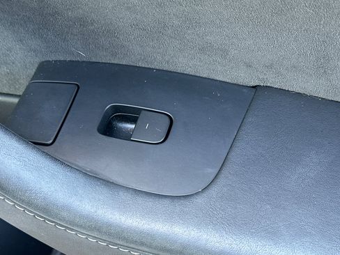 Used 2023 Tesla Model 3 Standard Range image 22