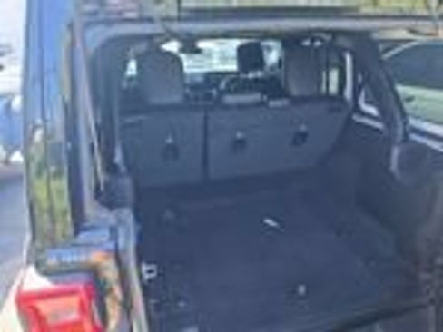 Used 2024 Jeep Wrangler Unlimited Sahara AWD/4WD image 14