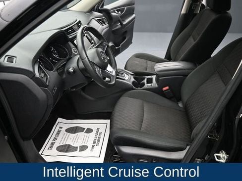 Used 2020 Nissan Rogue SV w/ Premium Package AWD/4WD image 21