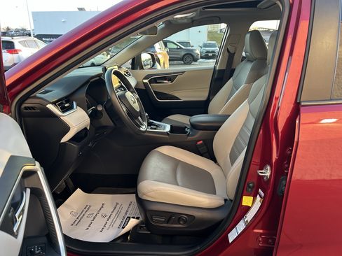 Certified 2022 Toyota RAV4 XLE Premium image 13