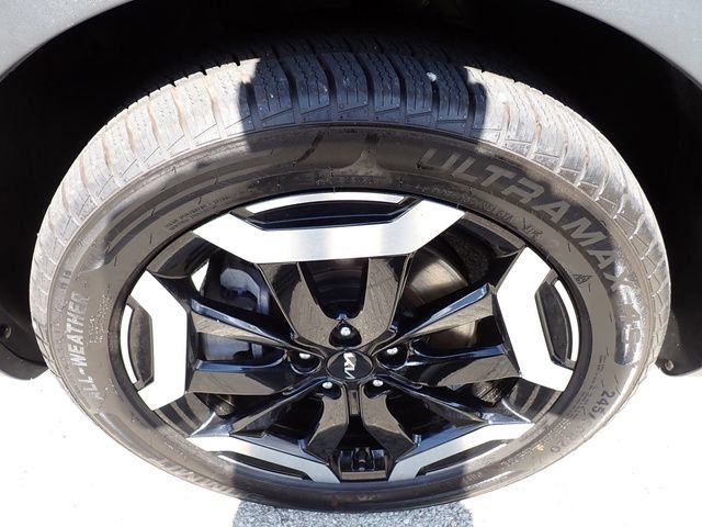 Used 2024 Kia Telluride EX AWD/4WD image 12
