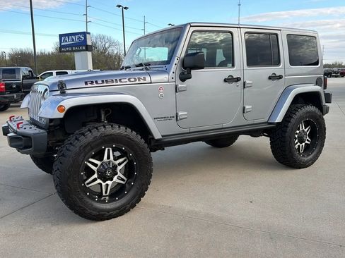 Used 2016 Jeep Wrangler Unlimited Rubicon image 5