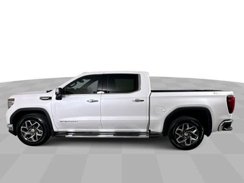 Used 2022 GMC Sierra 1500 SLT AWD/4WD image 5