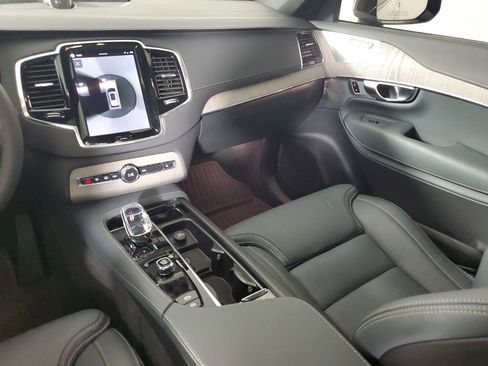 Certified 2023 Volvo XC90 T8 Ultimate w/ Protection Package Premier image 19
