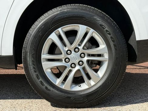 Used 2018 Buick Enclave Essence FWD image 28