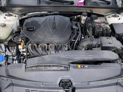 Used 2020 Hyundai Sonata SEL w/ Premium + Sunroof Package FWD image 10
