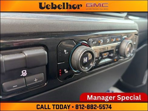 Used 2023 Chevrolet Silverado 1500 RST w/ Z71 Off-Road Package image 30