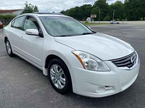 Used 2012 Nissan Altima 2.5 SL w/ 2.5SL Pkg FWD image 4