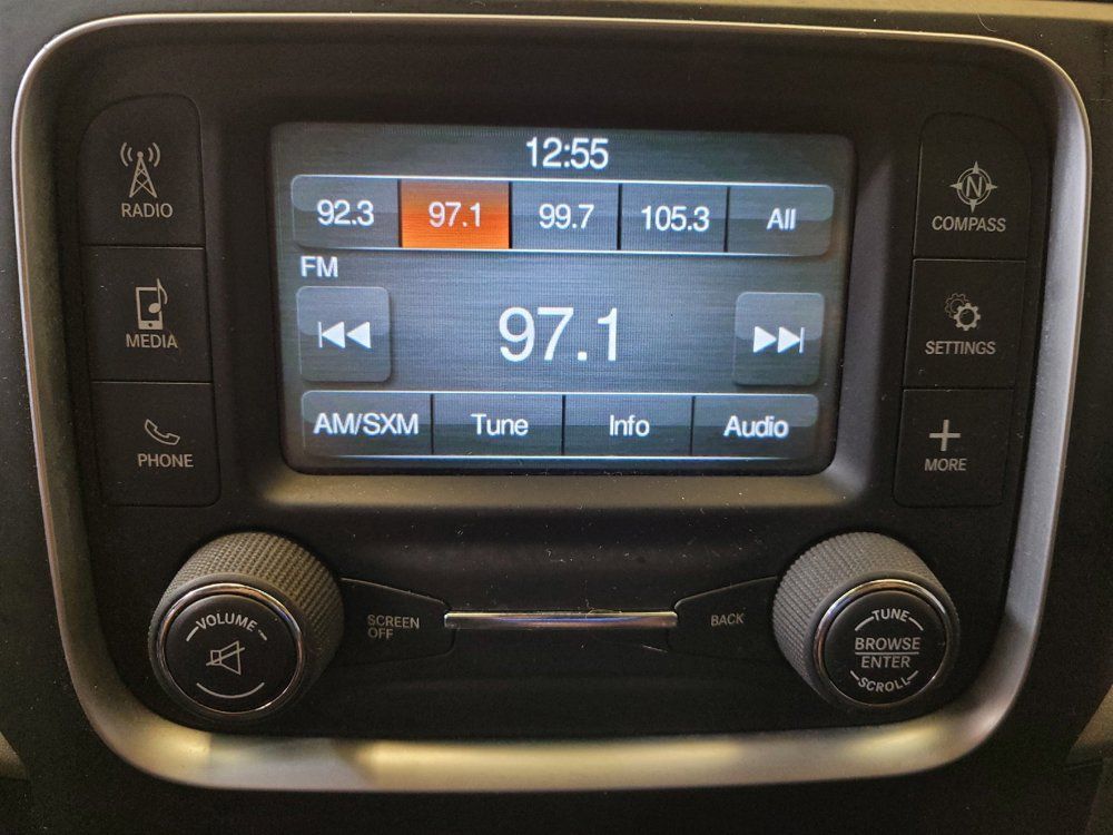 Used 2015 RAM 1500 Express AWD/4WD image 25