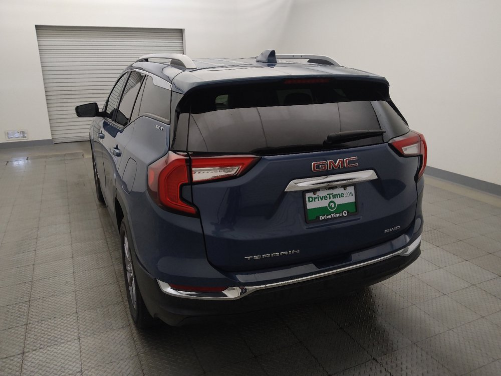 Used 2024 GMC Terrain SLT AWD/4WD image 6