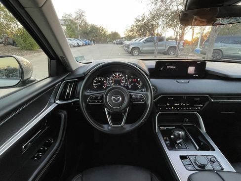 Used 2024 MAZDA CX-90 3.3 Turbo w/ Preferred Plus image 11