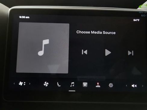 Used 2026 Tesla Model Y 2WD image 70