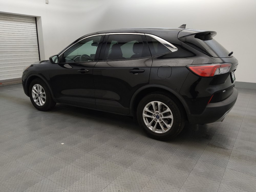 Used 2022 Ford Escape SE FWD image 3