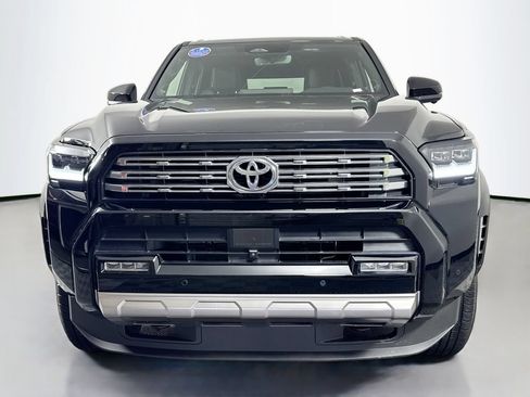 Used 2026 Toyota 4Runner Limited AWD/4WD image 2