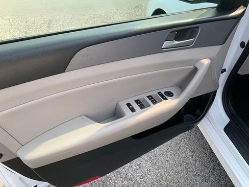 Used 2018 Hyundai Sonata SEL w/ Tech Package 02 FWD image 20