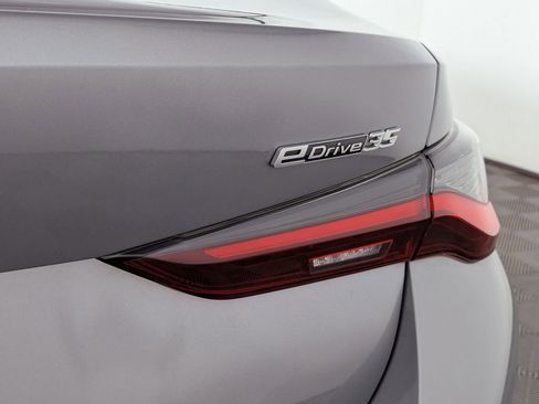 Certified 2023 BMW i4 eDrive35 w/ Premium Package image 12