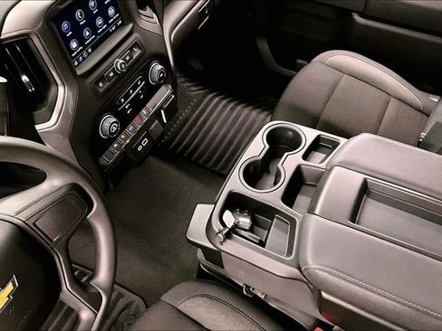 Used 2024 Chevrolet Silverado 1500 Custom w/ LPO, Dark Essentials Package AWD/4WD image 17