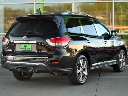 Used 2016 Nissan Pathfinder Platinum image 7