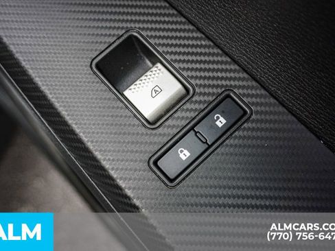 Used 2023 Mitsubishi Outlander SE image 57