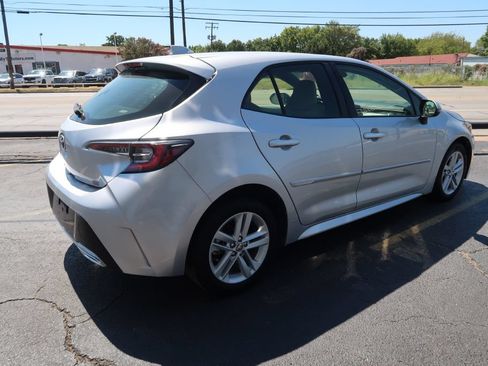 Used 2019 Toyota Corolla SE FWD image 4