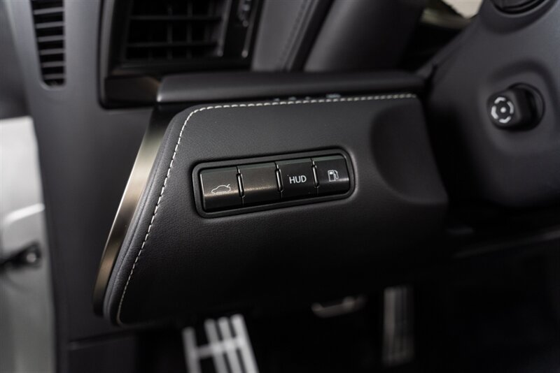 Used 2024 Lexus LC 500 Convertible w/ Touring Package RWD image 89