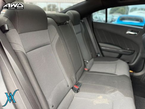 Used 2021 Dodge Charger SXT w/ Blacktop Package RWD image 20