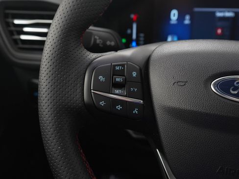 Used 2023 Ford Escape ST-Line w/ Tech Pack #1 image 26