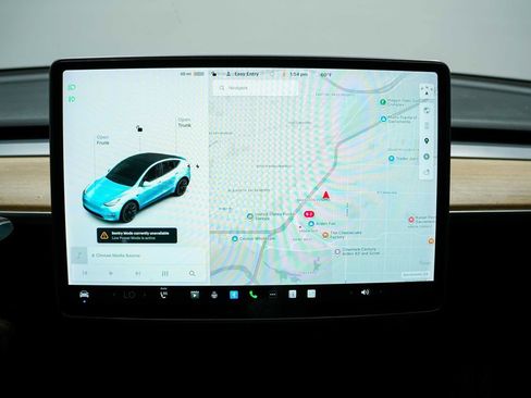 Used 2021 Tesla Model Y Long Range AWD/4WD image 14