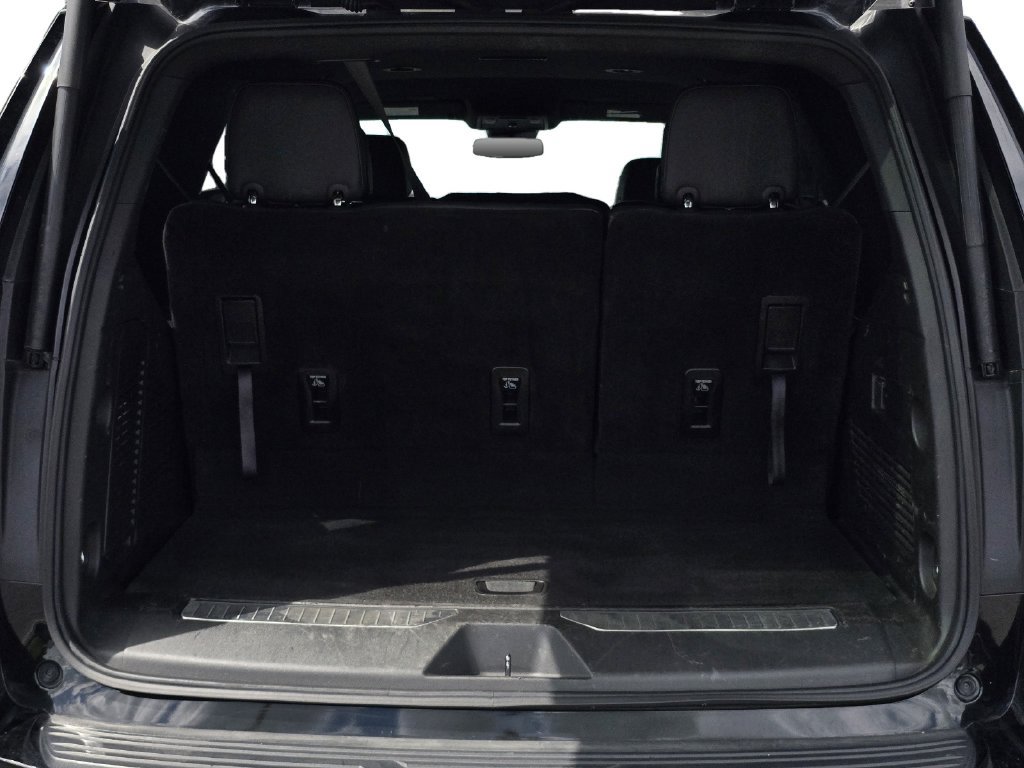 Used 2025 Chevrolet Tahoe Z71 AWD/4WD image 12
