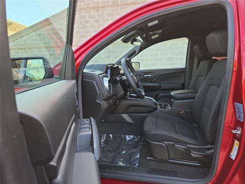 Used 2023 Chevrolet Colorado LT w/ LT Convenience Package image 14