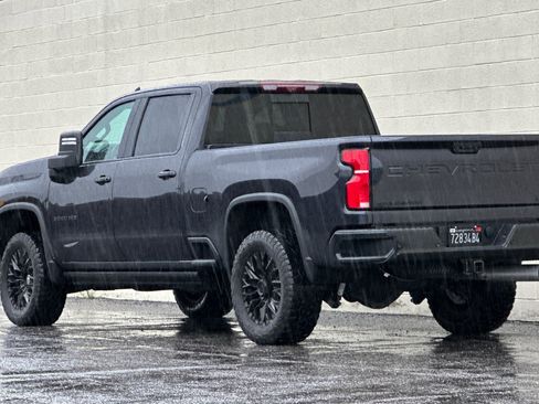 Certified 2024 Chevrolet Silverado 3500 LTZ w/ LTZ Premium Package image 6