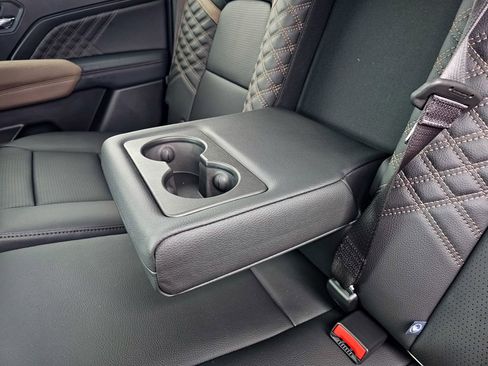 New 2026 GMC Canyon Denali image 35