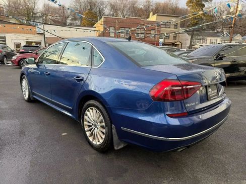Used 2017 Volkswagen Passat 1.8T SE image 9
