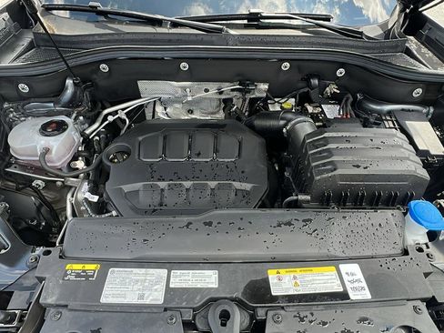 Used 2024 Volkswagen Atlas SEL AWD/4WD image 10