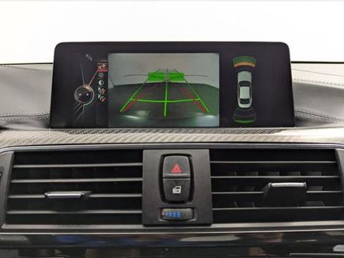 Used 2016 BMW M4 Coupe image 24