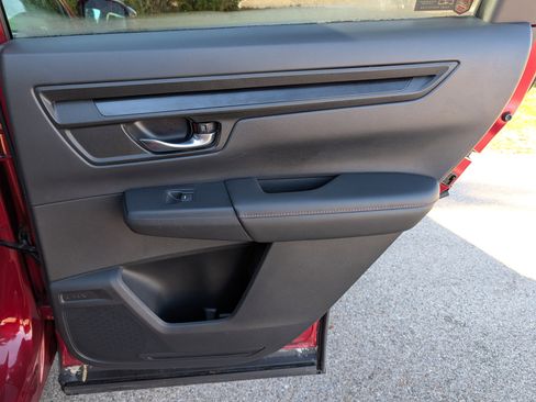 Used 2024 Honda CR-V Sport image 35