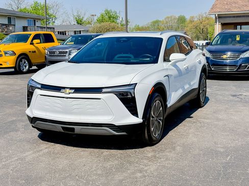 Used 2024 Chevrolet Blazer EV LT image 5