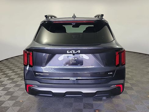 Certified 2024 Kia Sorento SX Prestige AWD/4WD image 5