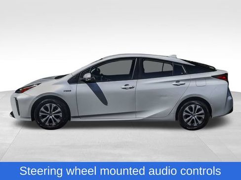 Used 2022 Toyota Prius LE AWD/4WD image 12