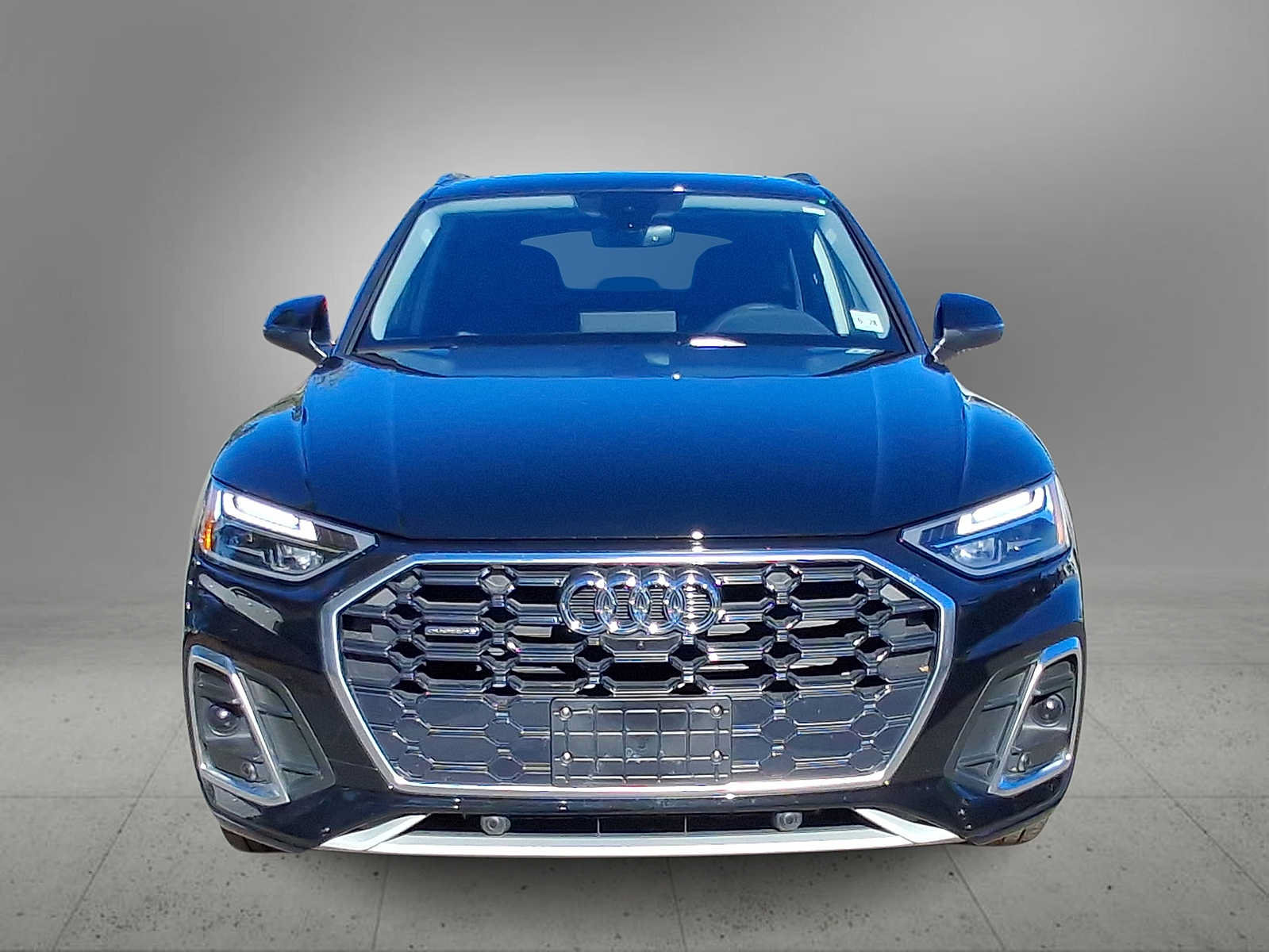 Certified 2023 Audi Q5 2.0T Premium Plus w/ Premium Plus Package AWD/4WD image 3