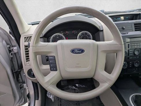 Used 2009 Ford Escape XLS image 19