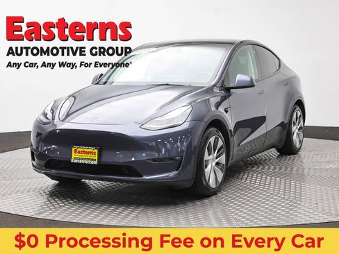 Used 2021 Tesla Model Y Long Range AWD/4WD image 1