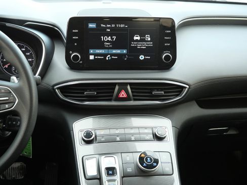 Certified 2023 Hyundai Santa Fe SE image 13